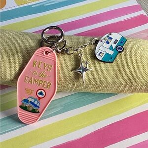 NWOT - Handmade Keychain - Pink/Blue "Keys to the Camper!"   *** 2 for $20!!